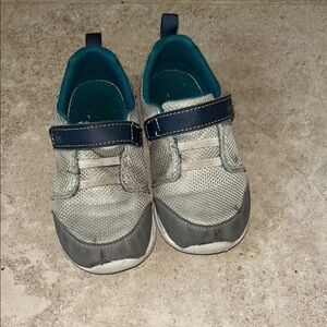 Kids' Gray and Teal Sneakers